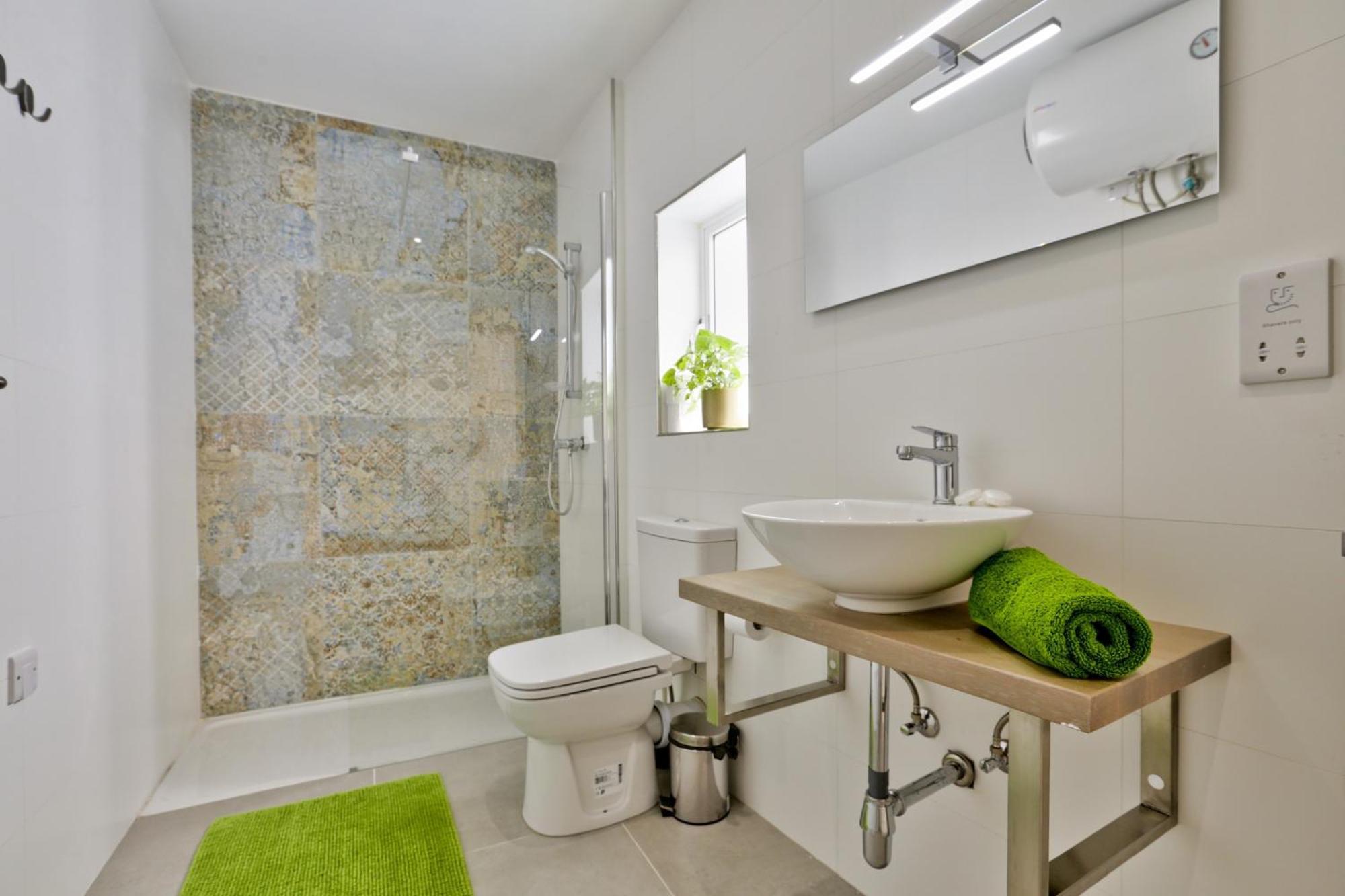 Exquisite 3-Bedroom Duplex Penthouse With Jacuzzi In Valletta Centre المظهر الخارجي الصورة